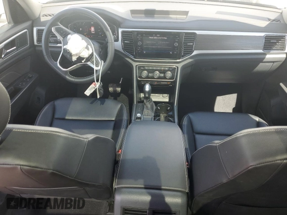2023 Volkswagen Atlas SE with VIN 1V2JR2CA0PC549599, listed as a Copart auction lot 47189555 with 18,291 mi miles and Non repairable. Bid and sale history available at DreamBid. Image 8.