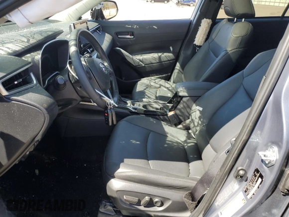 2022 Toyota Corolla Cross XLE z VIN 7MUDAABGXNV042300, wystawiony jako Copart lot #55034815 z przebiegiem 10 457 mil mil oraz Szkoda całkowita • Salvage title. Historia ofert i sprzedaży dostępna na DreamBid. Obrazek 7.