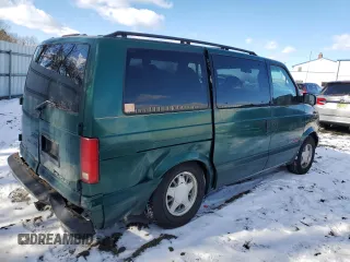 1998 Chevrolet Astro with VIN 1GNEL19WXWB111590, listed as a Copart auction lot 83527884 with 161,137 mi miles and Salvage Title. Bid and sale history available at carsss.com. Image 3.