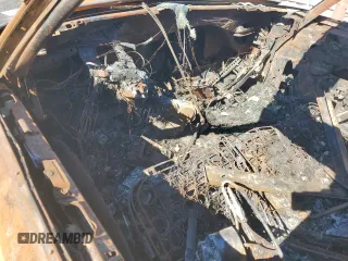 1972 Cadillac Fleetwood z VIN 6B69R2Q224903, wystawiony jako Copart lot #74001734 z przebiegiem Nie podano mil oraz Nie do naprawy. Historia ofert i sprzedaży dostępna na DreamBid. Obrazek 8.