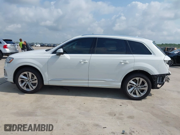2022 Audi Q7 Premium Plus with VIN WA1LXBF71ND020244, listed as a IAAI auction lot 42115796 with 41,893 mi miles and . Bid and sale history available at DreamBid. Image 15.