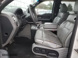 2006 Lincoln Mark LT with VIN 5LTPW18596FJ22426, listed as a Copart auction lot 83656744 with 221,504 mi miles and Salvage Title. Bid and sale history available at carsss.com. Image 7.