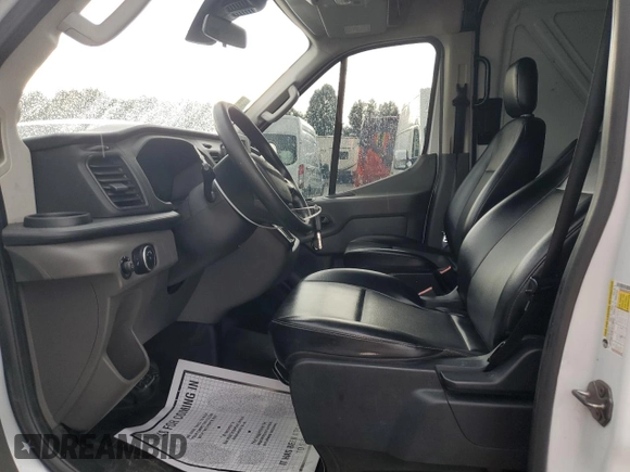 2020 Ford Transit Cargo with VIN 1FTBR3X8XLKB54445, listed as a Copart auction lot 64402515 with 213,226 mi miles and Clean title. Bid and sale history available at DreamBid. Image 7.