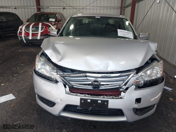 2014 Nissan Sentra SR with VIN 3N1AB7AP1EY202610, listed as a IAAI auction lot 41914461 with 179,107 mi miles. Bid and sale history available at carsss.com. Image 6.