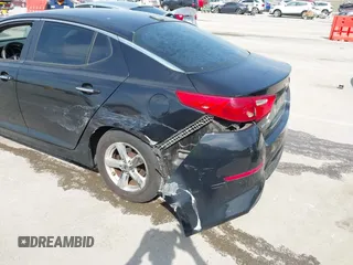 2014 Kia Optima LX z VIN 5XXGM4A76EG280177, wystawiony jako IAAI lot #41758232 z przebiegiem 95 000 mil mil oraz . Historia ofert i sprzedaży dostępna na DreamBid. Obrazek 6.