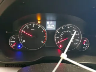 2014 Subaru Legacy Premium z VIN 4S3BMBC61E3018747, wystawiony jako Copart lot #55502445 z przebiegiem 139 524 mil mil oraz Szkoda całkowita • Salvage title. Historia ofert i sprzedaży dostępna na DreamBid. Obrazek 9.