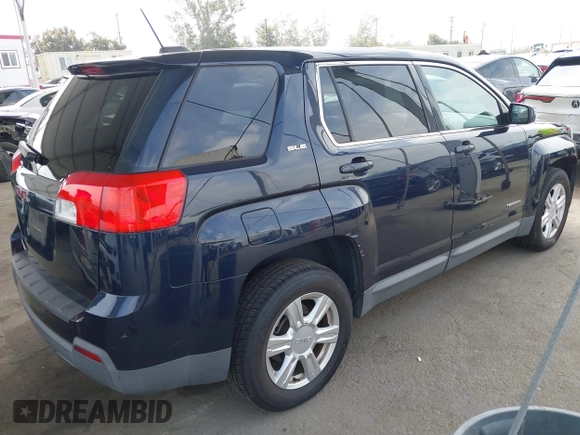2015 GMC Terrain SLE z VIN 2GKALMEK8F6230077, wystawiony jako IAAI lot #42372634 z przebiegiem 142 231 mil mil oraz . Historia ofert i sprzedaży dostępna na DreamBid. Obrazek 4.