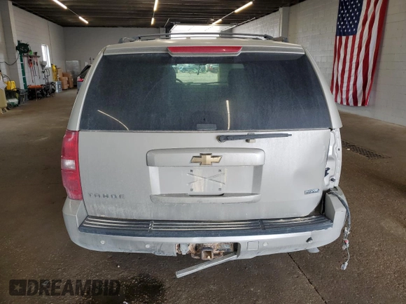 2007 Chevrolet Tahoe LT z VIN 1GNFK130X7J373208, wystawiony jako Copart lot #60710515 z przebiegiem 304 885 mil mil oraz Szkoda całkowita • Salvage title. Historia ofert i sprzedaży dostępna na DreamBid. Obrazek 6.
