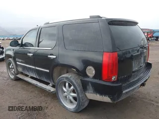 2007 Cadillac Escalade z VIN 1GYFK63837R335391, wystawiony jako IAAI lot #41841549 z przebiegiem 242 187 mil mil oraz . Historia ofert i sprzedaży dostępna na DreamBid. Obrazek 3.