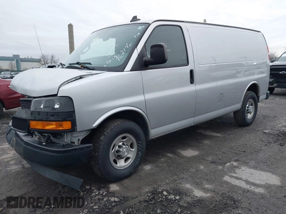 2018 Chevrolet Express Cargo Van with VIN 1GCWGAFG4J1272563, listed as a IAAI auction lot 41107558 with 1 mi miles. Bid and sale history available at carsss.com. Image 16.
