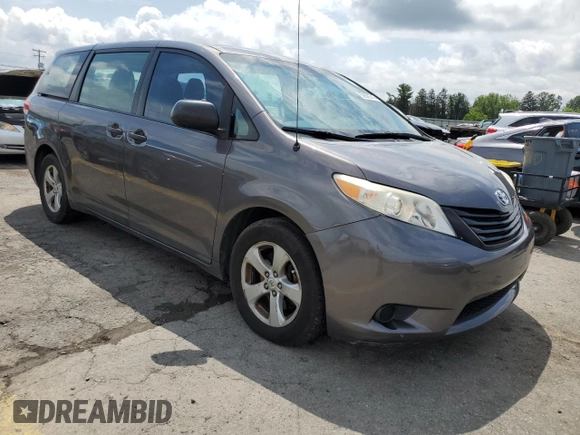 2012 Toyota Sienna с VIN 5TDZK3DCXCS198708, выставлен на аукционе Copart как лот 62806745 с пробегом 172 460 миль миль и Списание • Salvage title. История ставок и продаж доступна на DreamBid. Изображение 4.