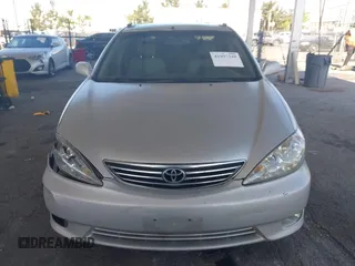 2005 Toyota Camry LE with VIN 4T1BF32K35U593310, listed as a IAAI auction lot 41997349 with 346,020 mi miles and . Bid and sale history available at DreamBid. Image 13.