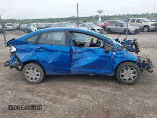 2011 Ford Fiesta S with VIN 3FADP4AJ0BM165922, listed as a IAAI auction lot 42174283 with Not provided miles and . Bid and sale history available at DreamBid. Image 14.
