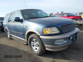 1998 Ford Expedition XLT with VIN 1FMRU17L5WLA66306, listed as a IAAI auction lot 41145712 with 93,966 mi miles. Bid and sale history available at carsss.com. Image 1.