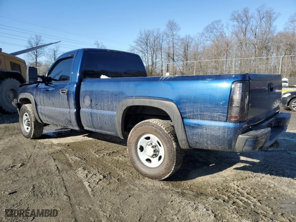 2000 Chevrolet Silverado 2500 with VIN 1GCGK24U5YE341278, listed as a Copart auction lot 88447825 with 256,226 mi miles and Salvage Title. Bid and sale history available at carsss.com. Image 2.