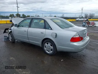2004 Toyota Avalon XL with VIN 4T1BF28B44U364702, listed as a IAAI auction lot 41473272 with 226,845 mi miles. Bid and sale history available at carsss.com. Image 3.