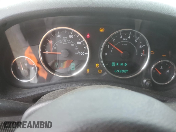 2018 Jeep Wrangler Sport S z VIN 1C4AJWAG8JL867954, wystawiony jako Copart lot #57175235 z przebiegiem 69 390 mil mil oraz Szkoda całkowita • Salvage title. Historia ofert i sprzedaży dostępna na DreamBid. Obrazek 9.
