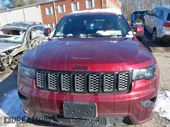 2017 Jeep Grand Cherokee Laredo with VIN 1C4RJFAG1HC781902, listed as a IAAI auction lot 41164238 with 59,755 mi miles. Bid and sale history available at carsss.com. Image 12.