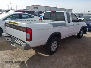 1998 Nissan Frontier XE z VIN 1N6DD26S7WC389105, wystawiony jako IAAI lot #42054733 z przebiegiem 164 453 mil mil oraz . Historia ofert i sprzedaży dostępna na DreamBid. Obrazek 4.