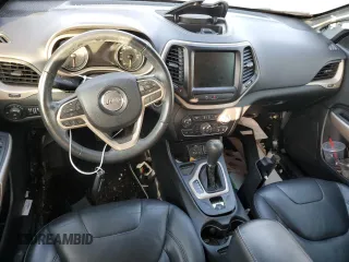2017 Jeep Cherokee Limited с VIN 1C4PJLDS1HW585446, выставлен на аукционе Copart как лот 60150165 с пробегом Не указан миль и Списание • Salvage title. История ставок и продаж доступна на DreamBid. Изображение 8.