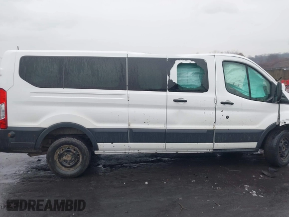 2015 Ford Transit XL с VIN 1FBZX2ZM8FKB01616, выставлен на аукционе IAAI как лот 41678499 с пробегом 126 647 миль миль и . История ставок и продаж доступна на DreamBid. Изображение 13.