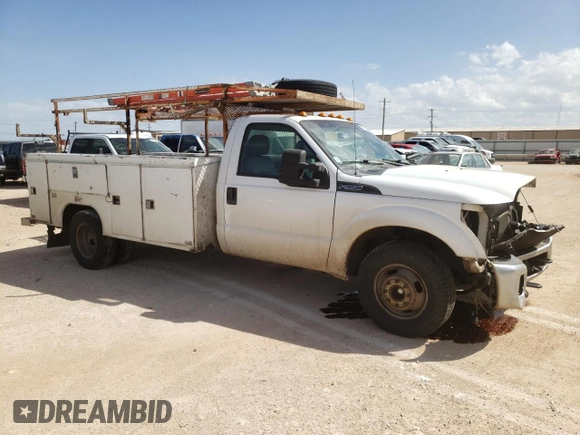 2015 Ford F-350 z VIN 1FDRF3G63FEB69924, wystawiony jako Copart lot #48172354 z przebiegiem 378 948 mil mil oraz Szkoda całkowita • Salvage title. Historia ofert i sprzedaży dostępna na DreamBid. Obrazek 4.
