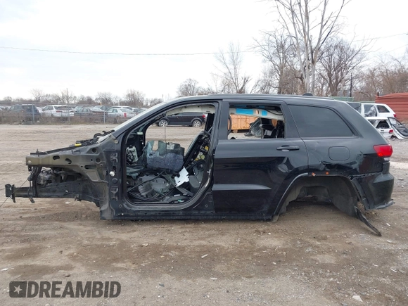 2018 Jeep Grand Cherokee Laredo E with VIN 1C4RJFAG6JC152156, listed as a IAAI auction lot 41903337 with Not provided miles and . Bid and sale history available at DreamBid. Image 13.