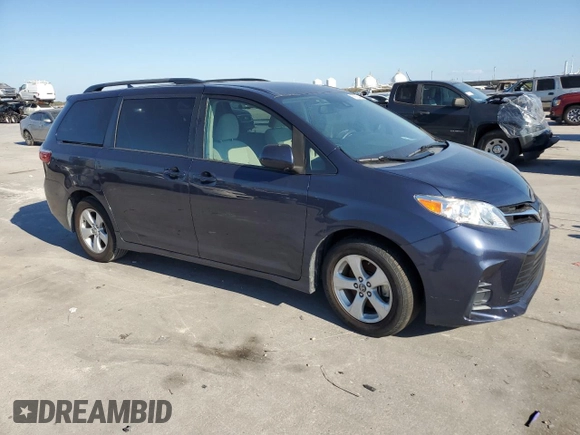 2018 Toyota Sienna LE Auto Access Seat with VIN 5TDKZ3DC3JS961968, listed as a Copart auction lot 76955644 with 28,513 mi miles and Salvage title. Bid and sale history available at DreamBid. Image 4.
