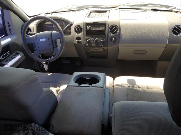 2005 Ford F-150 STX z VIN 1FTRX12W05NA27977, wystawiony jako Copart lot #51241365 z przebiegiem 161 327 mil mil oraz Szkoda całkowita • Salvage title. Historia ofert i sprzedaży dostępna na DreamBid. Obrazek 8.