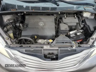 2013 Toyota Sienna XLE AAS with VIN 5TDYK3DC7DS389872, listed as a Copart auction lot 66072995 with 95,797 mi miles and Clean title. Bid and sale history available at DreamBid. Image 12.