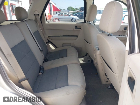 2008 Ford Escape XLT with VIN 1FMCU93168KA42503, listed as a IAAI auction lot 42109952 with 207,345 mi miles and . Bid and sale history available at DreamBid. Image 8.