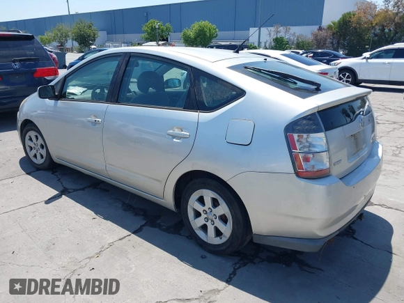 2005 Toyota Prius with VIN JTDKB20U153088662, listed as a IAAI auction lot 42177201 with 254,561 mi miles. Bid and sale history available at carsss.com. Image 3.