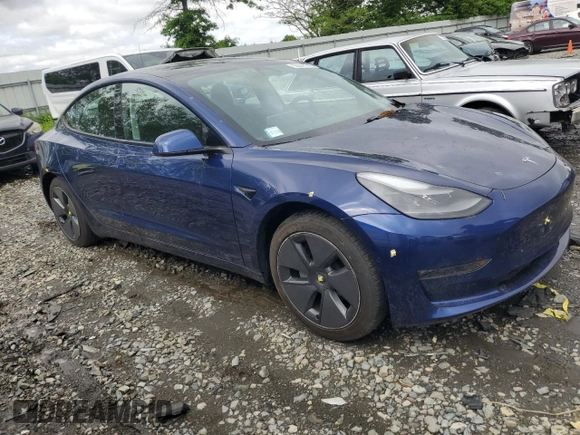 2021 Tesla Model 3 Long Range z VIN 5YJ3E1EB3MF924468, wystawiony jako Copart lot #55046745 z przebiegiem 29 446 mil mil oraz Szkoda całkowita • Salvage title. Historia ofert i sprzedaży dostępna na DreamBid. Obrazek 4.
