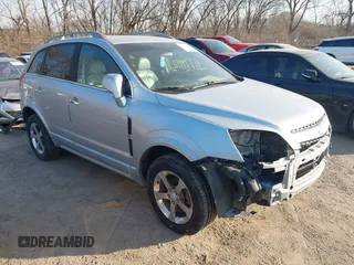 2012 Chevrolet Captiva Sport LTZ with VIN 3GNFL4E56CS606291, listed as a IAAI auction lot 41779952 with 200,000 mi miles and . Bid and sale history available at carsss.com. Image 1.