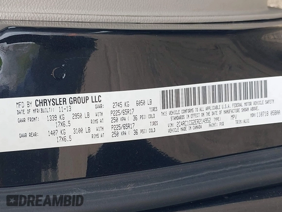 2014 Chrysler Town & Country Touring-L with VIN 2C4RC1CG2ER214952, listed as a IAAI auction lot 42083166 with 188,494 mi miles. Bid and sale history available at carsss.com. Image 9.