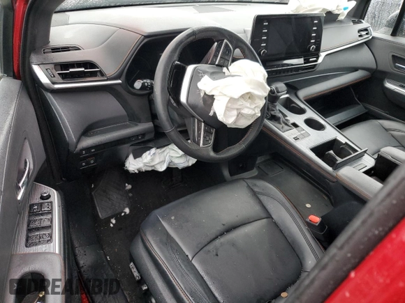 2021 Toyota Sienna XSE with VIN 5TDXRKECXMS050314, listed as a Copart auction lot 86000484 with 82,589 mi miles and Salvage Title. Bid and sale history available at DreamBid. Image 8.
