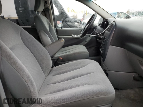 2005 Dodge Caravan SXT with VIN 2D4GP44L55R362380, listed as a Copart auction lot 67055344 with 190,608 mi miles and Non Repairable. Bid and sale history available at DreamBid. Image 5.
