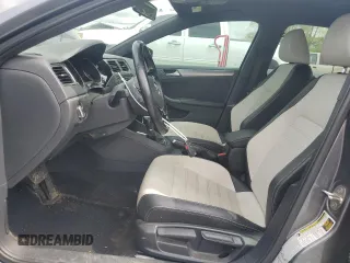 2017 Volkswagen Jetta Sport z VIN 3VWD17AJ7HM298129, wystawiony jako Copart lot #51224065 z przebiegiem 100 818 mil mil oraz Szkoda całkowita • Salvage title. Historia ofert i sprzedaży dostępna na DreamBid. Obrazek 7.