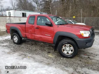 2014 Toyota Tacoma with VIN 5TFUX4EN4EX028133, listed as a Copart auction lot 43787235 with 102,799 mi miles and Salvage title. Bid and sale history available at DreamBid. Image 4.