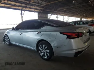 2019 Nissan Altima S z VIN 1N4BL4BV0KN327171, wystawiony jako Copart lot #56666305 z przebiegiem 101 034 mil mil oraz Szkoda całkowita • Salvage title. Historia ofert i sprzedaży dostępna na DreamBid. Obrazek 2.