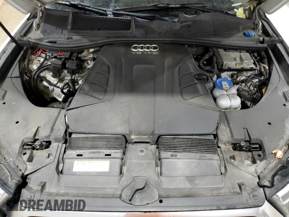 2017 Audi Q7 Premium Plus with VIN WA1LAAF72HD026795, listed as a Copart auction lot 83226354 with 183,631 mi miles and Salvage title. Bid and sale history available at DreamBid. Image 12.
