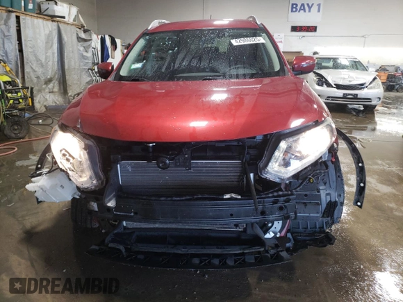 2016 Nissan Rogue SV with VIN KNMAT2MV6GP689816, listed as a Copart auction lot 42986025 with 49,300 mi miles and Salvage Title. Bid and sale history available at carsss.com. Image 5.