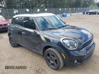 2012 MINI Countryman S with VIN WMWZC5C59CWM12757, listed as a IAAI auction lot 42276546 with 159,772 mi miles and . Bid and sale history available at DreamBid. Image 13.