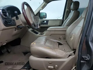 2005 Ford Expedition Limited с VIN 1FMFU19575LA09329, выставлен на аукционе Copart как лот 54585345 с пробегом 264 703 миль миль и Списание • Salvage title. История ставок и продаж доступна на DreamBid. Изображение 7.