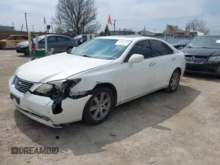 2007 Lexus ES 350 with VIN JTHBJ46G672036886, listed as a IAAI auction lot 42006144 with 181,192 mi miles. Bid and sale history available at carsss.com. Image 2.