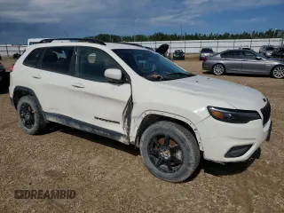 2019 Jeep Cherokee Latitude z VIN 1C4PJMCB2KD452964, wystawiony jako Copart lot #62410225 z przebiegiem 207 024 mil mil oraz Czysty tytuł • Clean title. Historia ofert i sprzedaży dostępna na DreamBid. Obrazek 4.