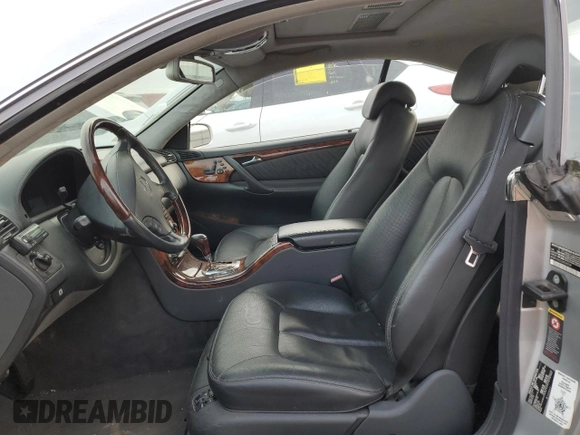 2002 Mercedes-Benz CL 500/600 с VIN WDBPJ78J32A026038, выставлен на аукционе Copart как лот 44579075 с пробегом 59 919 миль миль и Чистый • Clean title. История ставок и продаж доступна на DreamBid. Изображение 7.