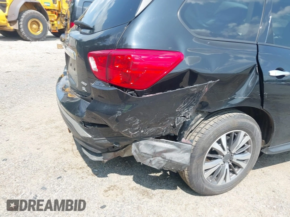 2019 Nissan Pathfinder S с VIN 5N1DR2MMXKC644733, выставлен на аукционе IAAI как лот 42438291 с пробегом 83 676 миль миль и . История ставок и продаж доступна на DreamBid. Изображение 6.