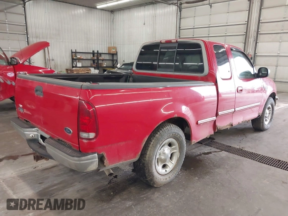 1998 Ford F-150 с VIN 1FTZX1761WKB08028, выставлен на аукционе IAAI как лот 40724830 с пробегом 243 198 миль миль и . История ставок и продаж доступна на DreamBid. Изображение 4.