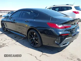 2022 BMW 8 Series 840i with VIN WBAGV2C06NCH71589, listed as a IAAI auction lot 41852263 with Not Provided miles and . Bid and sale history available at carsss.com. Image 3.